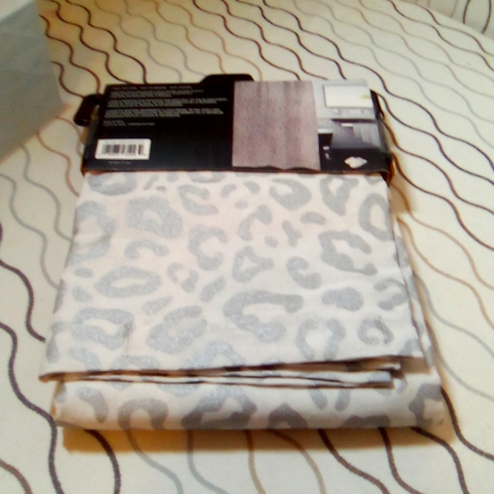 BCBGMAXAZRIA shower curtain